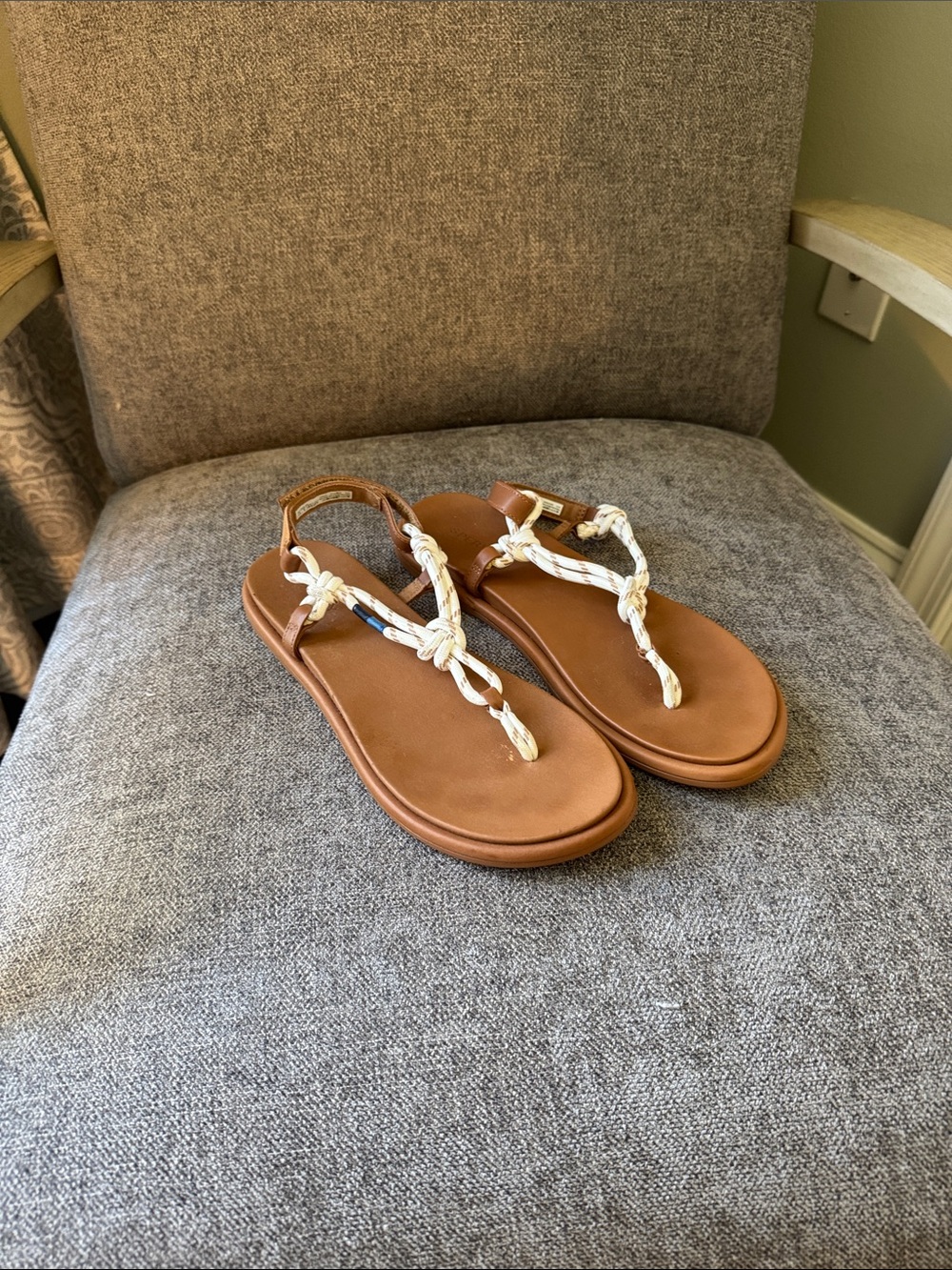 Sperry Brown Sandals with White Braided T-Strap
